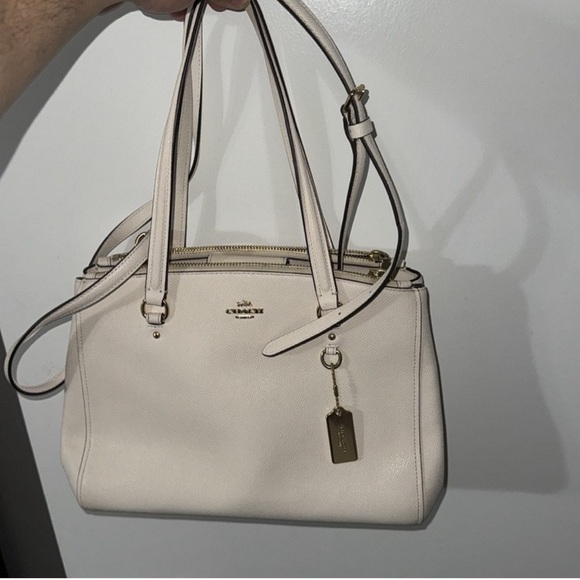 COACH PURSE IN BONE COLOR WITH GOLD - Picture 7 of 13